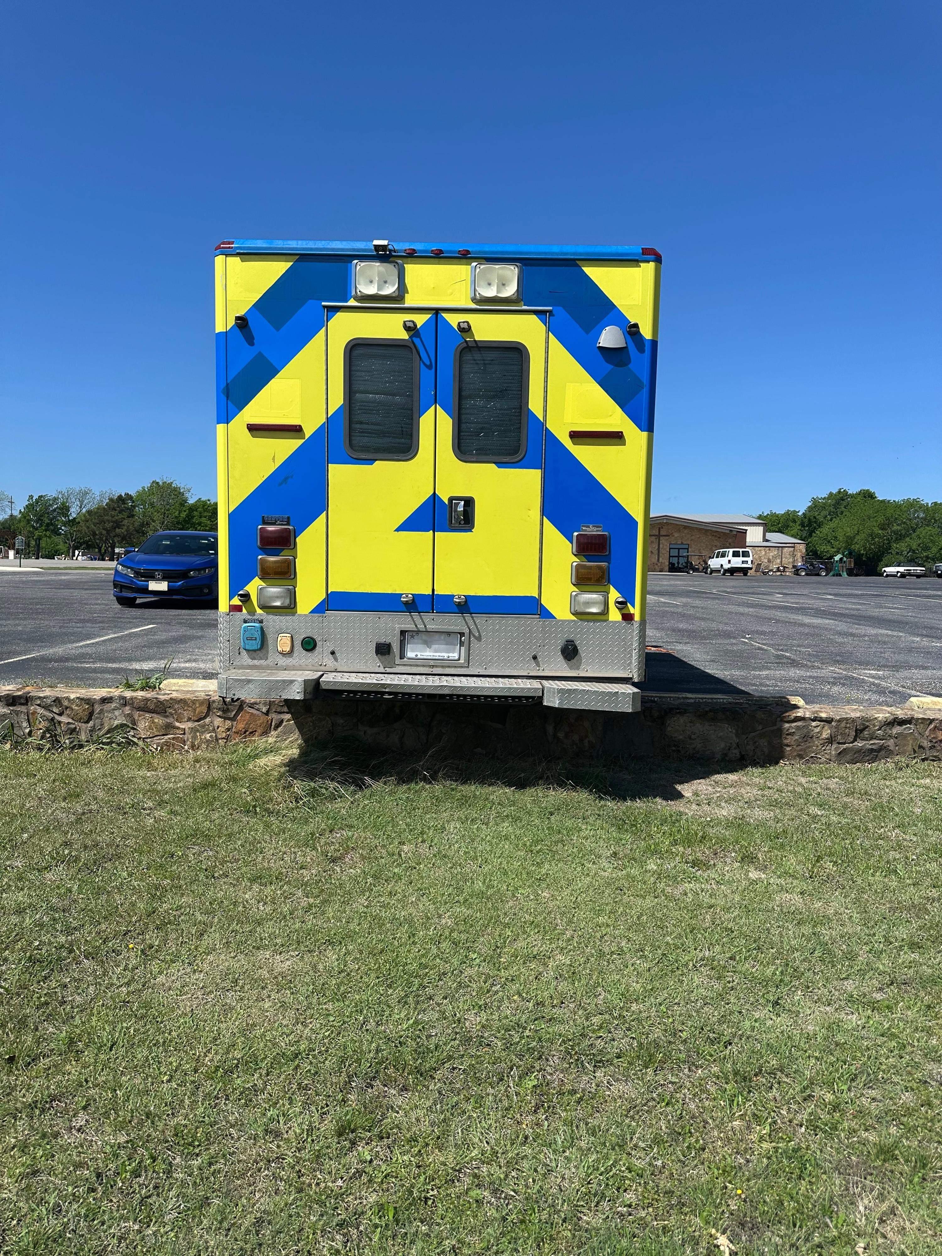2010 Wheeled Coach International Type I Ambulance - image 4