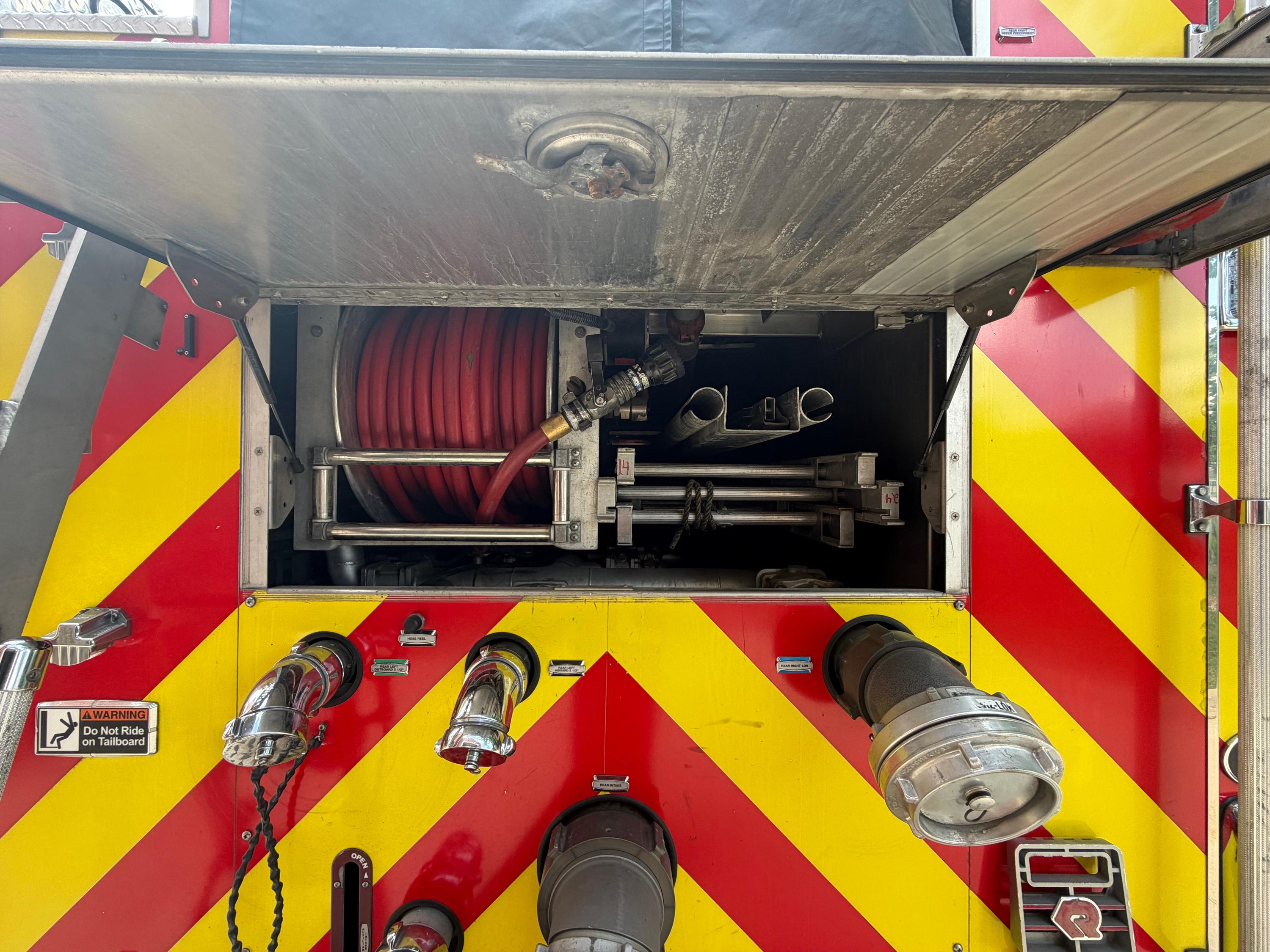 2014 Rosenbauer Pumper - image 18