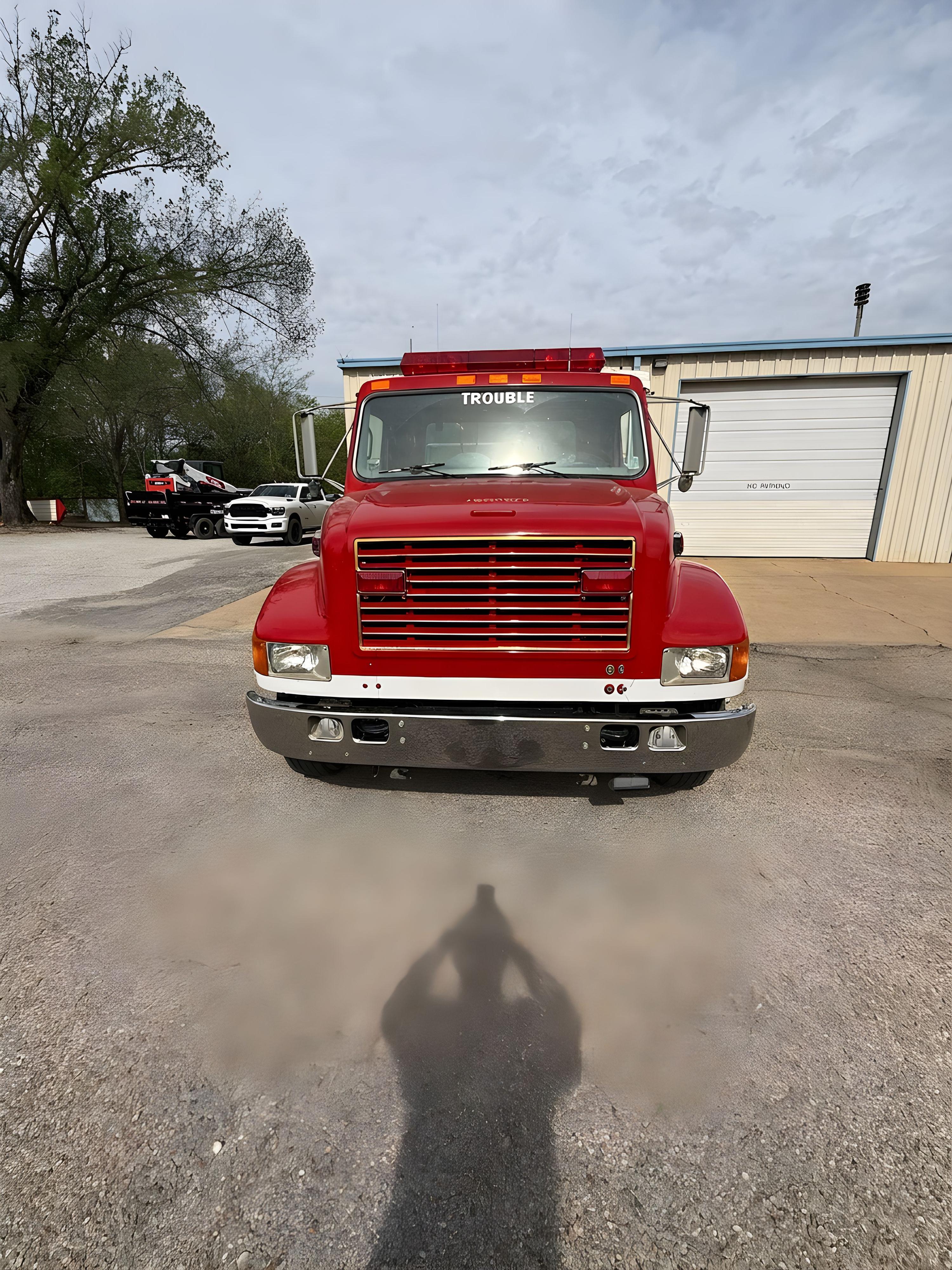 1998 International 4700 Brush Truck - image 5