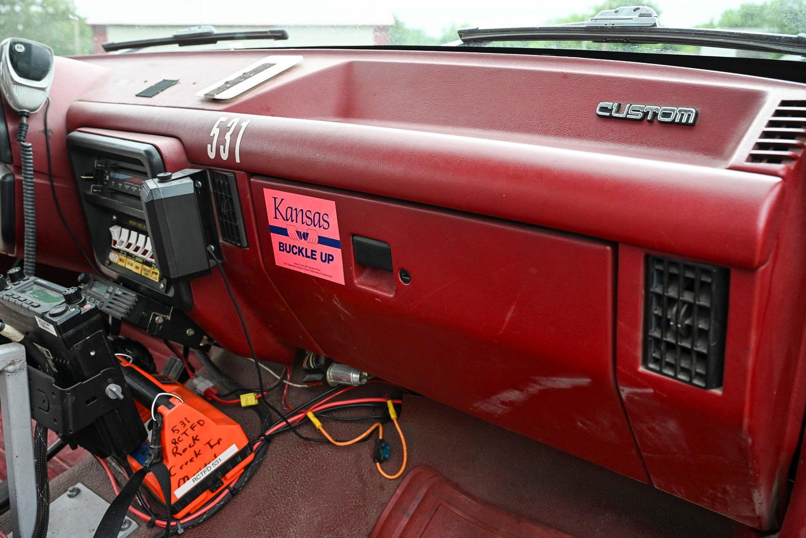 1990 Ford F350 4x4 Brush Truck - image 21