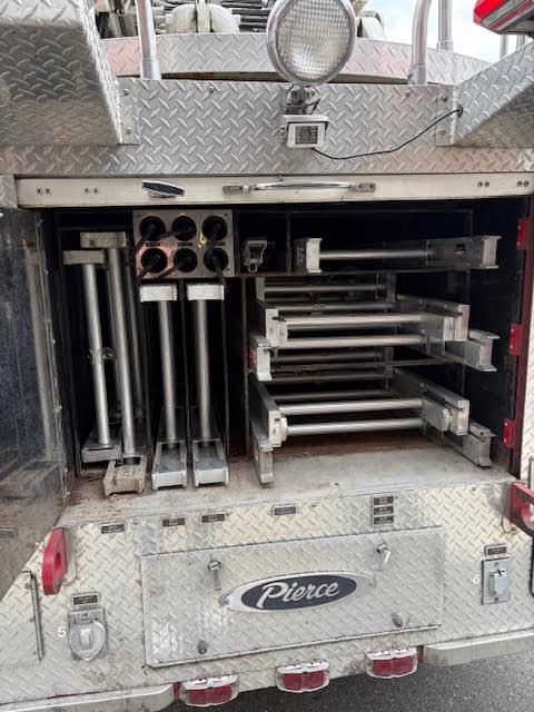 1991 Pierce 100' Aerial - image 28