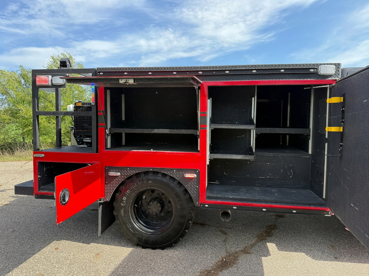 2022 Deep South International 4x4 Brush Truck - image 17