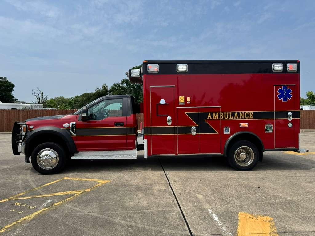 2020 Ford Type I Ambulance - image 7