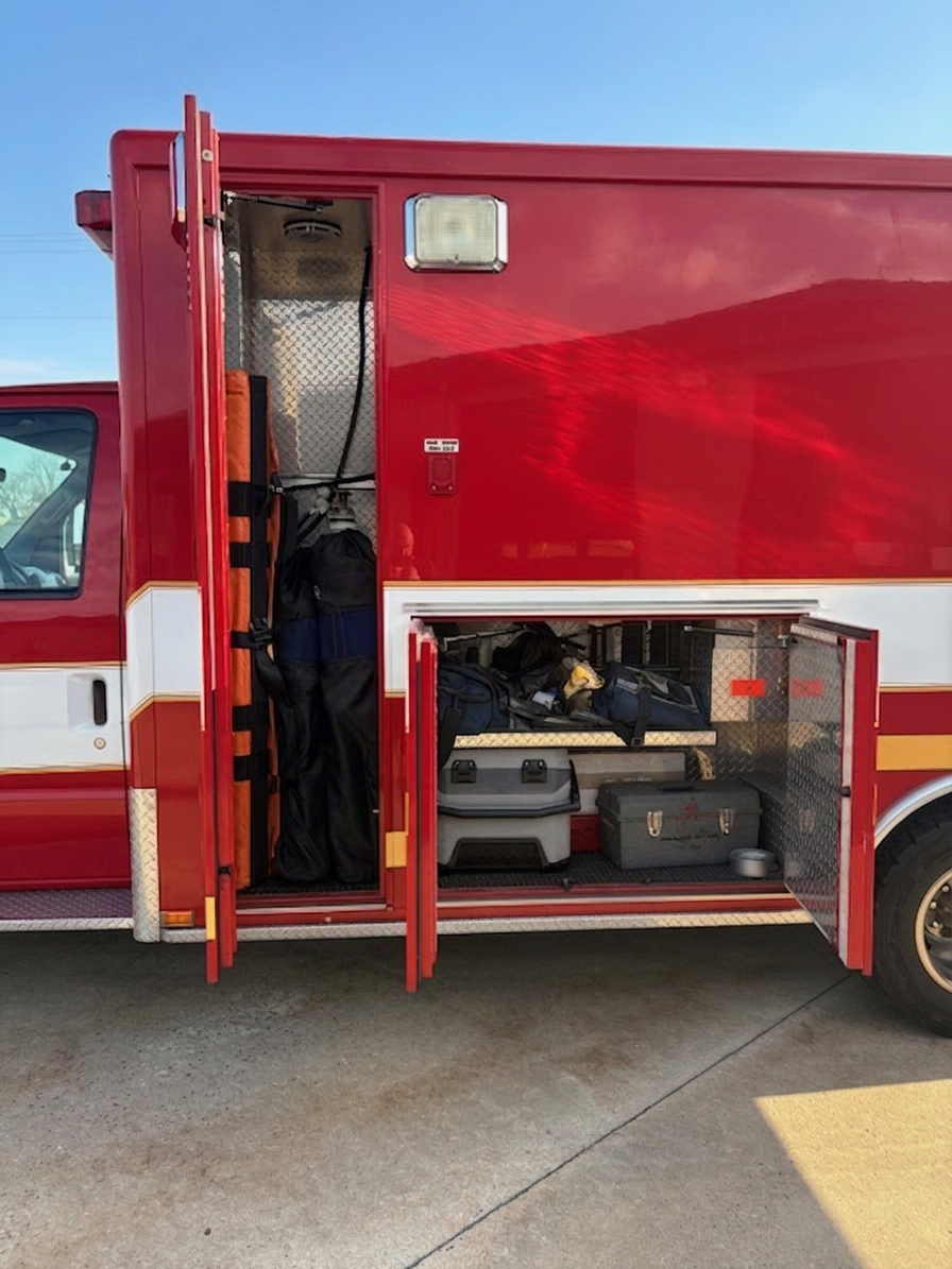 2001 AEV Ford Type III Ambulance - image 13