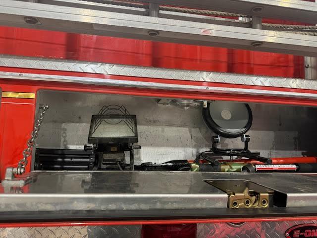 1994 E-One Cyclone TC Pumper Tanker - image 12