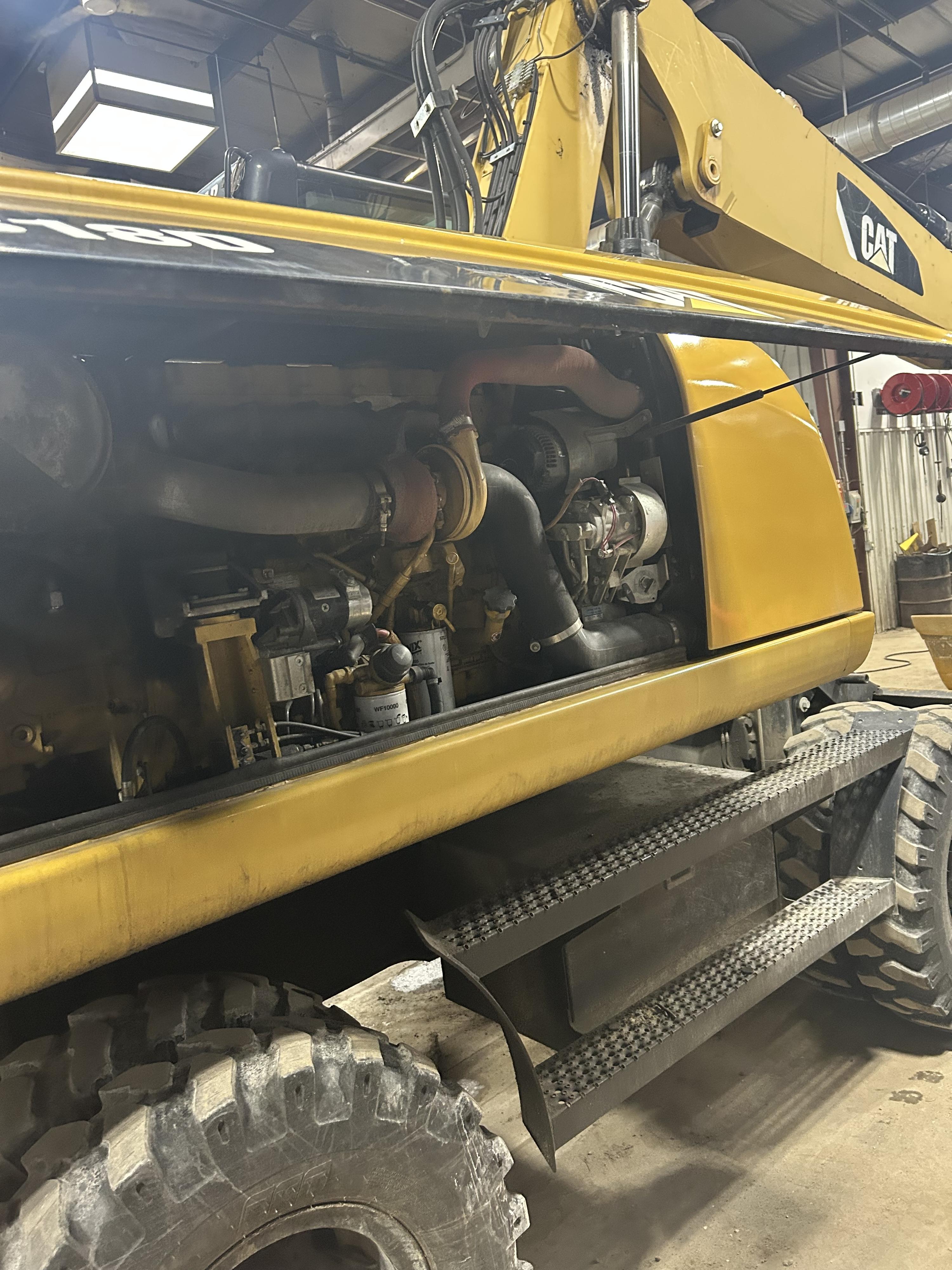 2010 Caterpillar M318D Excavator - image 23