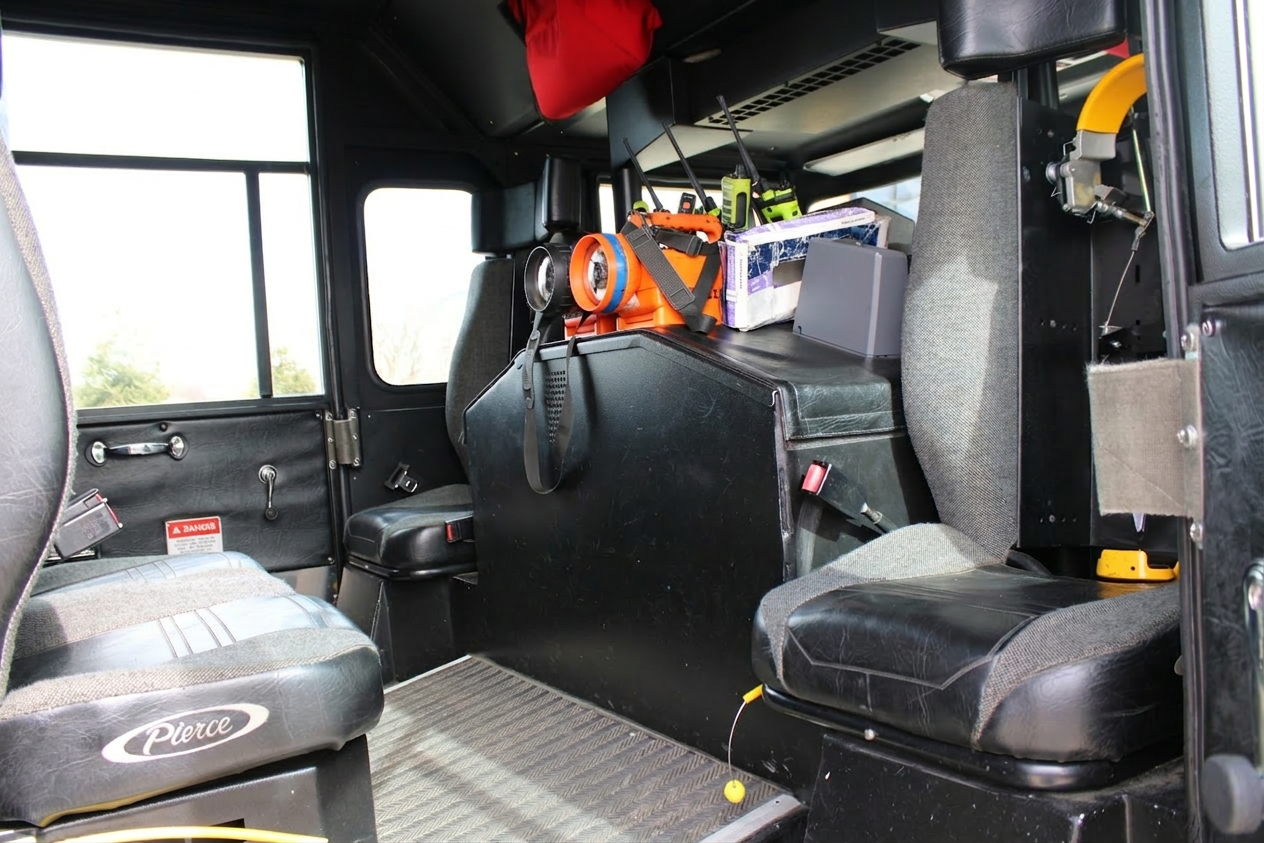 1995 Pierce Saber Heavy Rescue - image 20