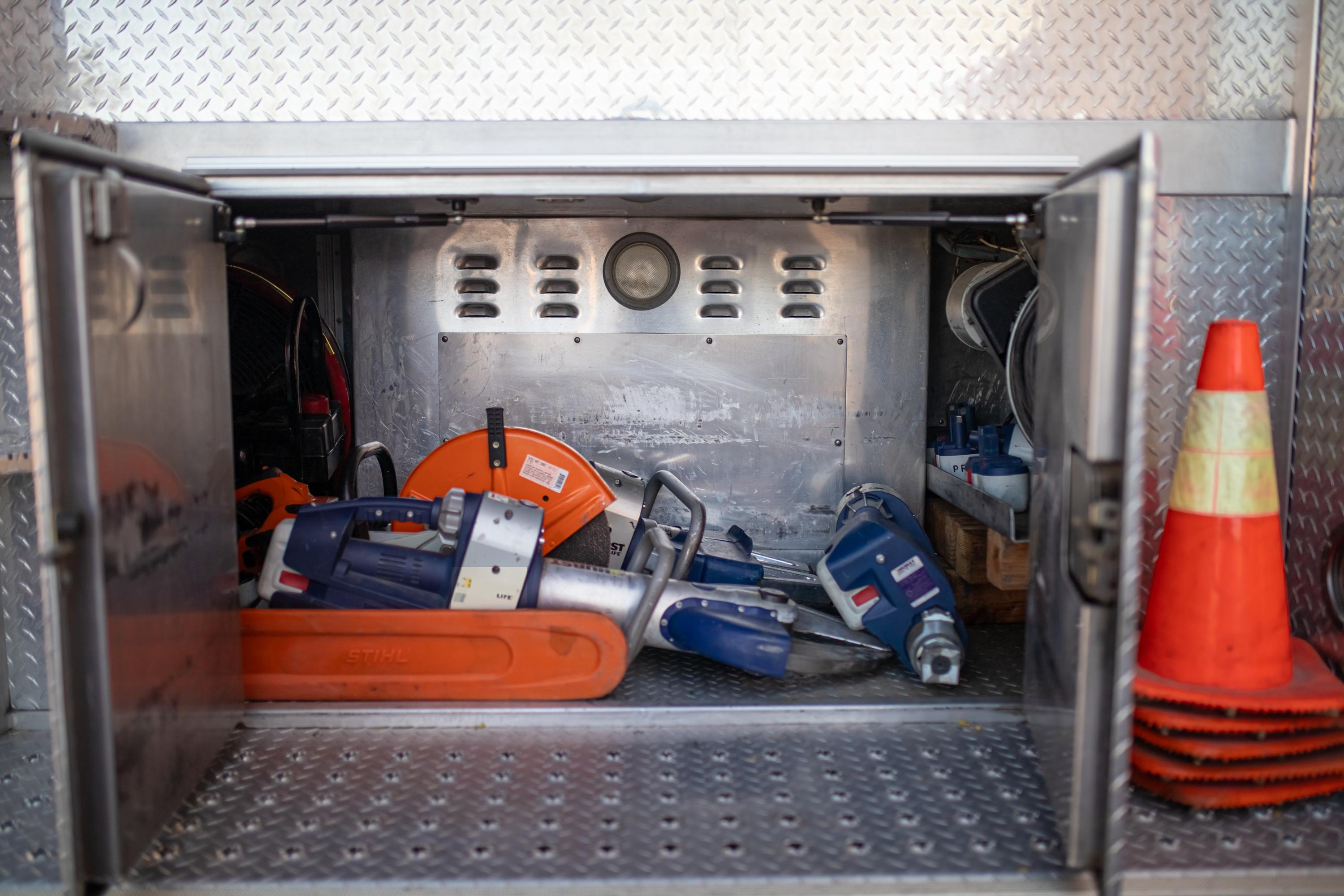 2003 E-One Typhoon 50' Quint - image 65