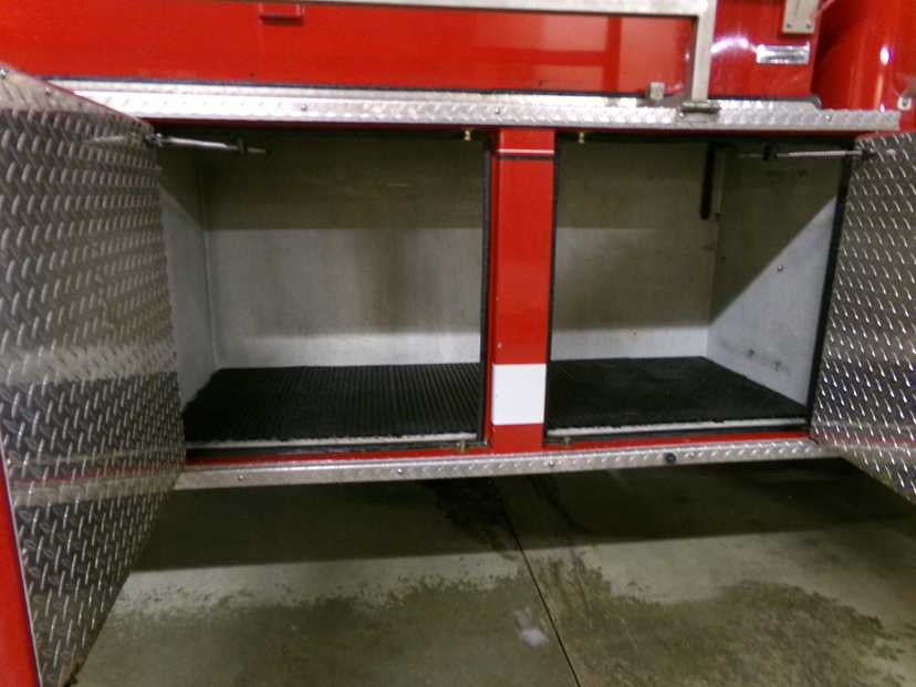 1999 International 4900 Tanker — photo 5
