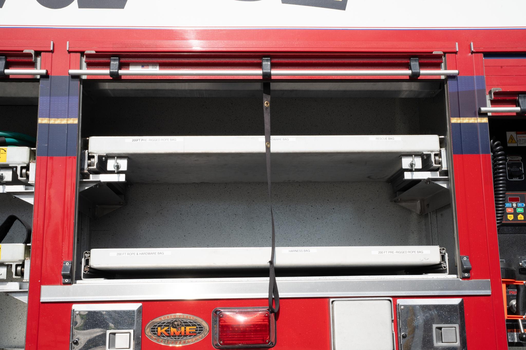 2009 KME Predator 4x4 Heavy Rescue - image 68