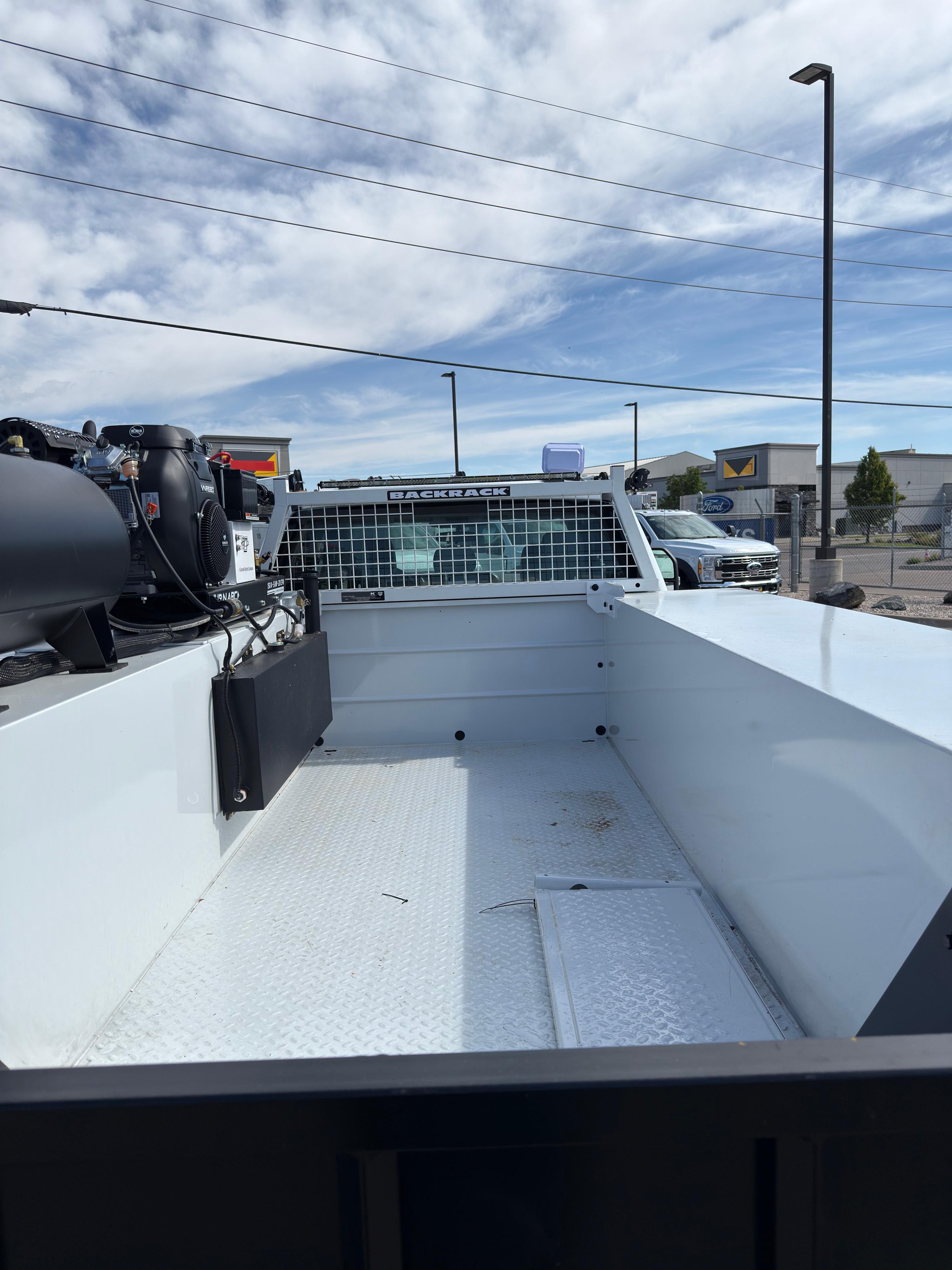 2024 Ford F-450 4x4 Welding Work Truck - image 17