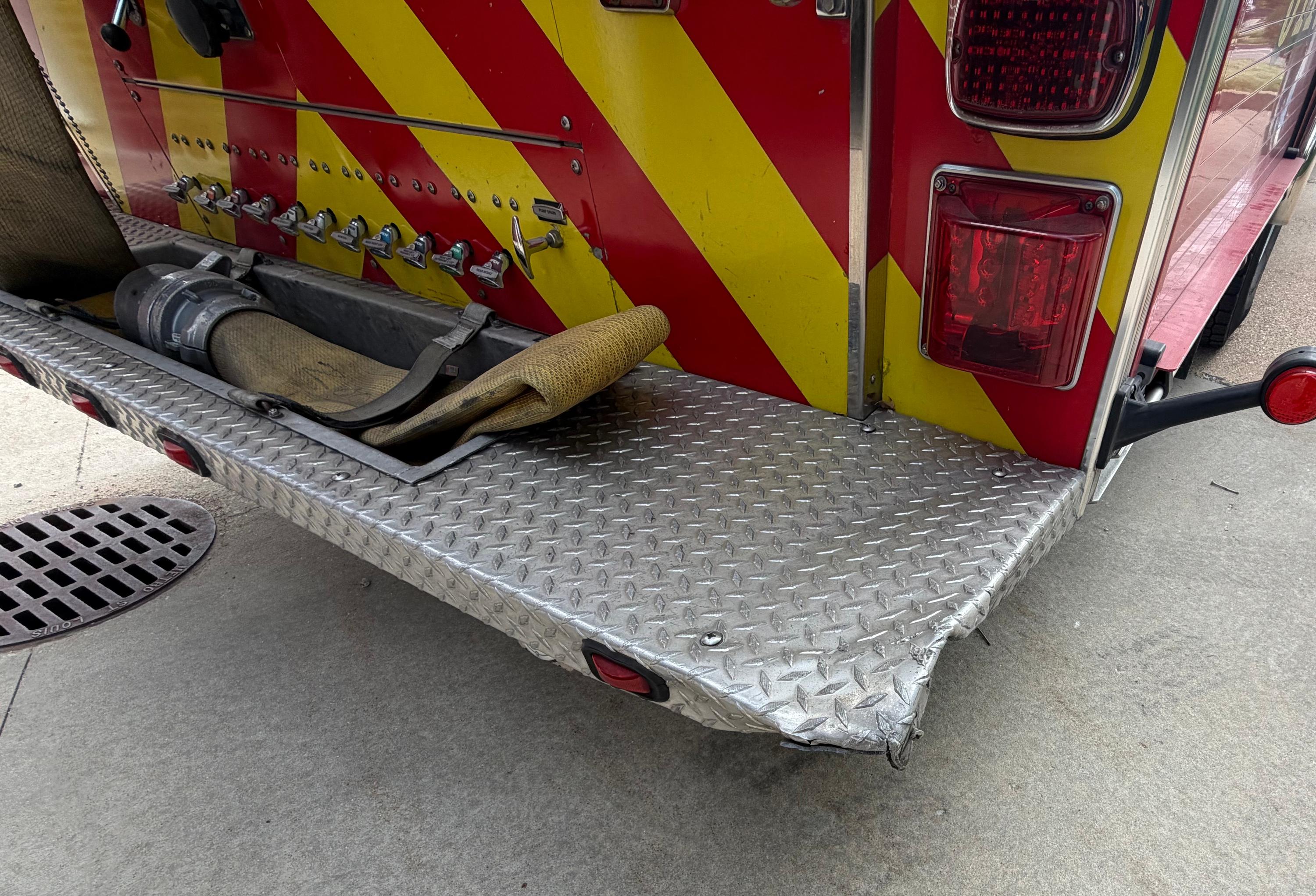 2014 Rosenbauer Pumper - image 8