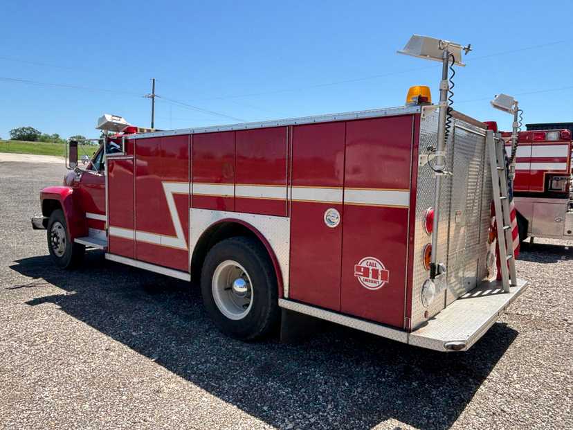 1990 Welch Ford Rescue Pumper — photo 2