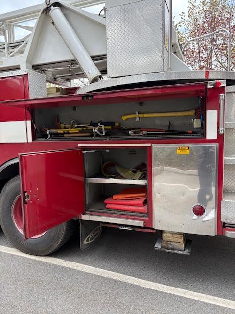1991 Pierce 100' Aerial - image 29