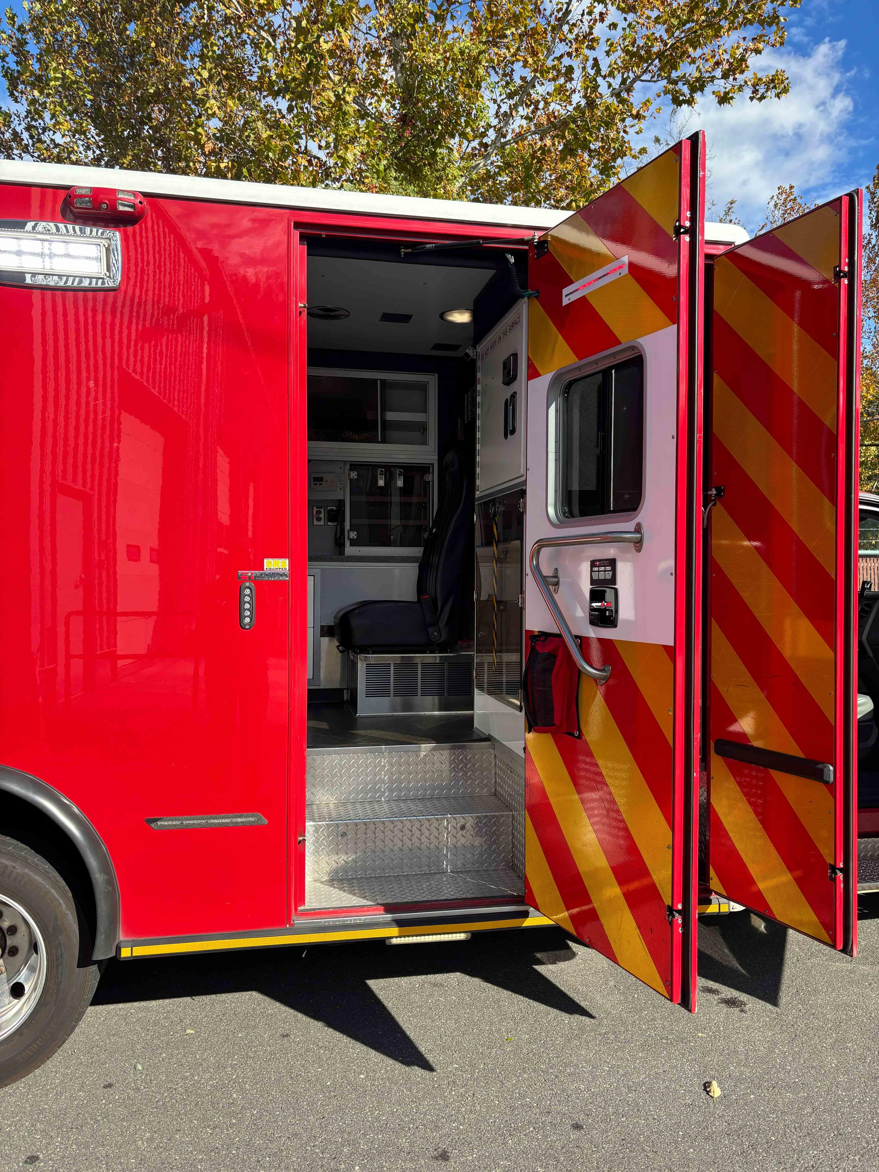 2016 Horton Ford 4x4 Type I Ambulance - image 4