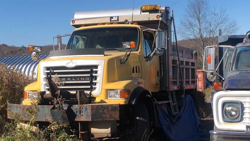 2005 Caterpillar Dump Truck