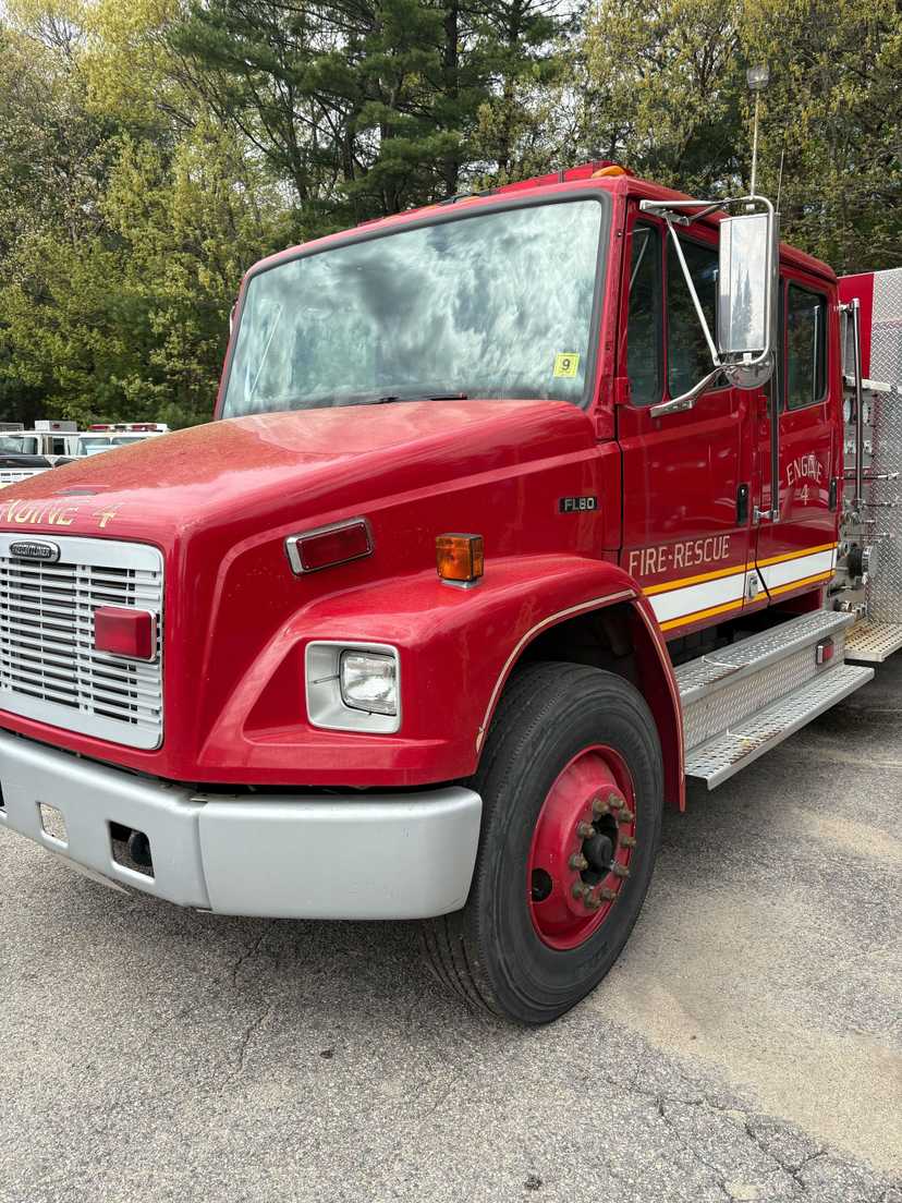 2000 Freightliner Pumper — photo 8