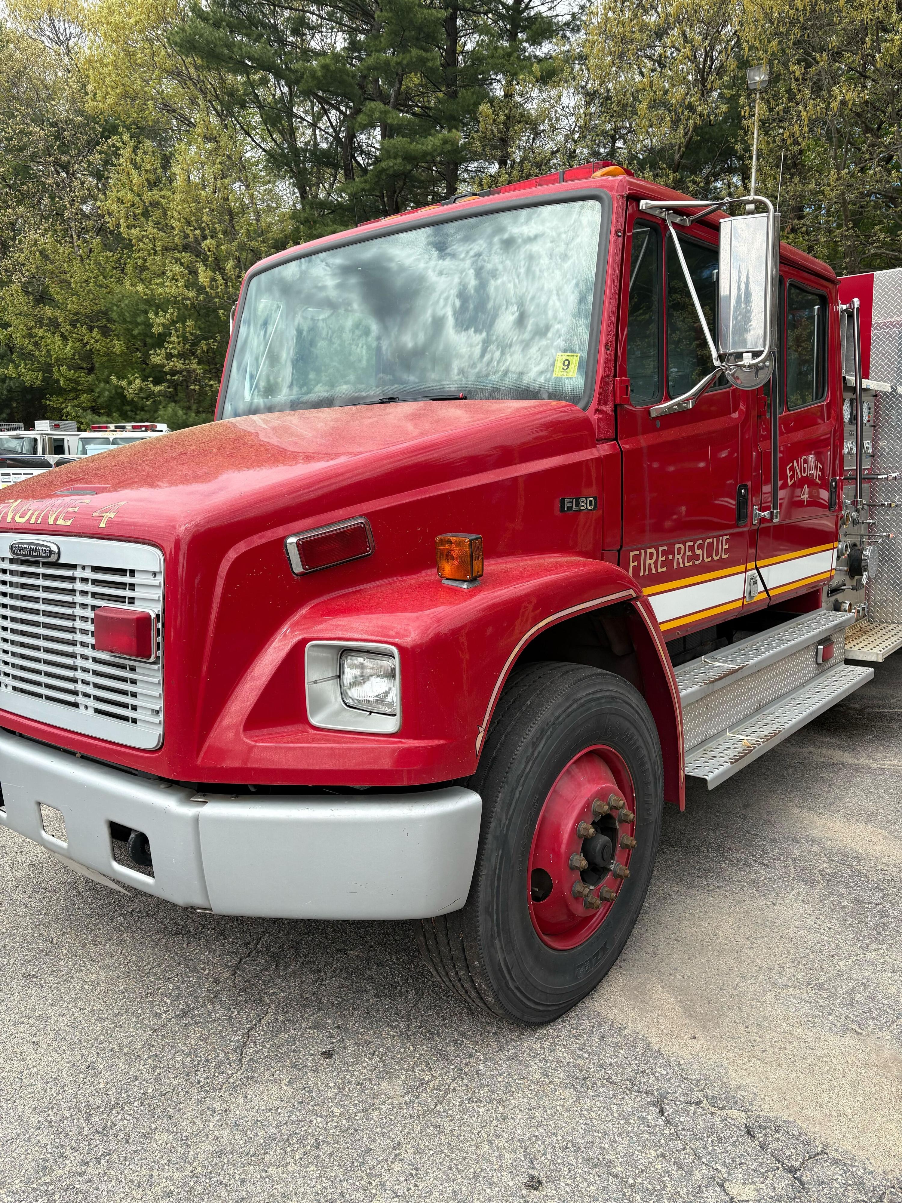2000 Freightliner Pumper - image 8