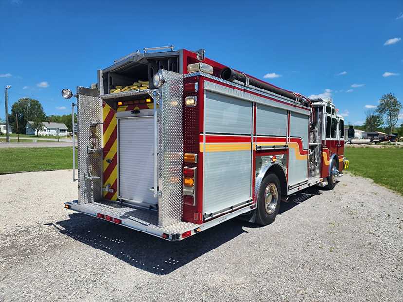 2013 E-One Typhoon Pumper — photo 5