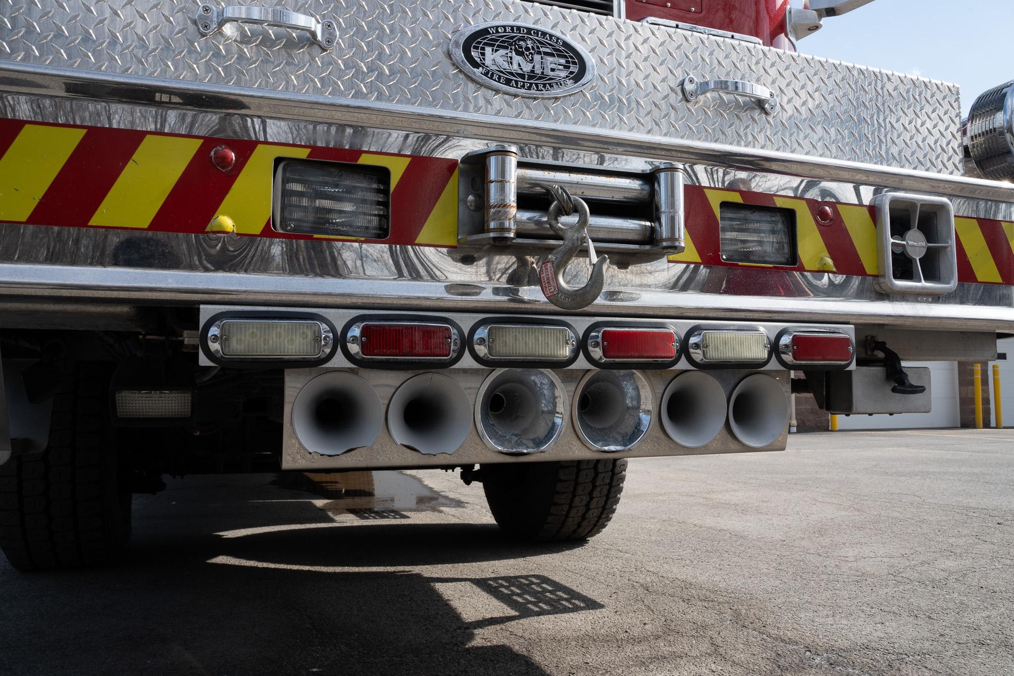 2009 KME Predator 4x4 Heavy Rescue - image 112