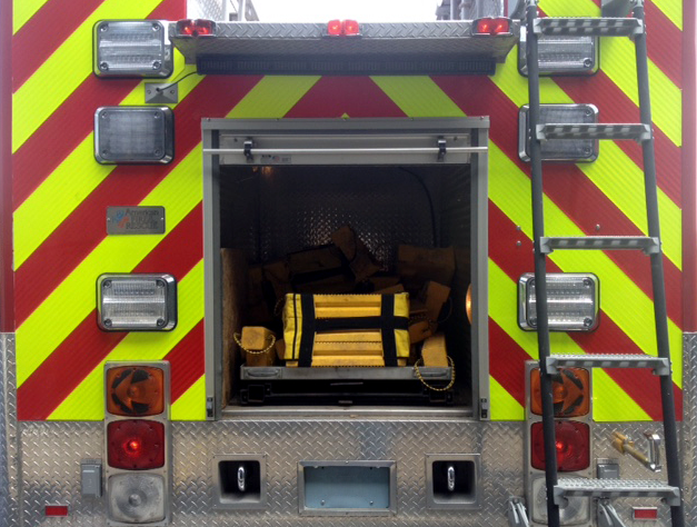 1995 American International Heavy Rescue - image 11