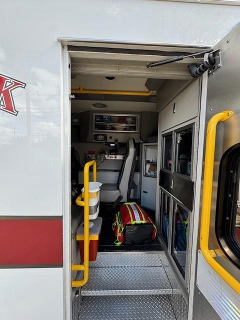 2016 Road Rescue Ford Type III Ambulance - image 10