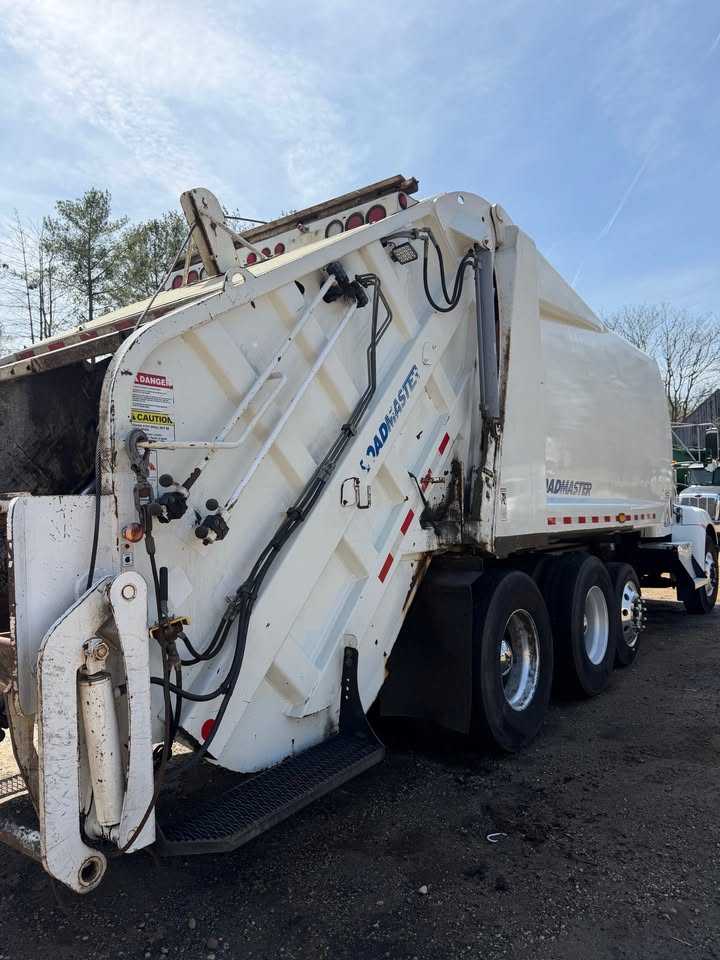 2015 Kenworth Loadmaster Rear Loader — photo 5