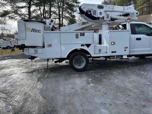 2019 Ford F550 4×4 Bucket Truck w/ Altec AT41M Boom (46 ft) - image 6