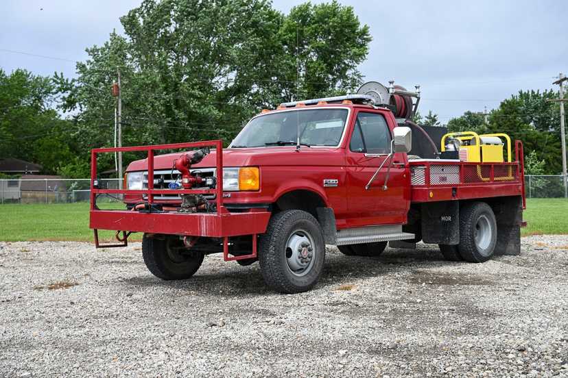 1990 Ford F250 4x4 Brush Truck — photo 3