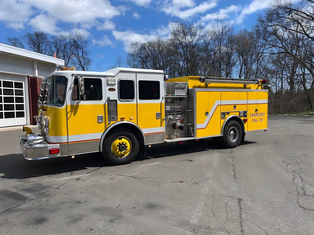 2001 KME Predator Pumper