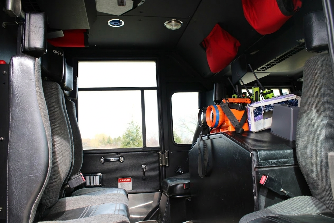 1995 Pierce Saber Heavy Rescue - image 21
