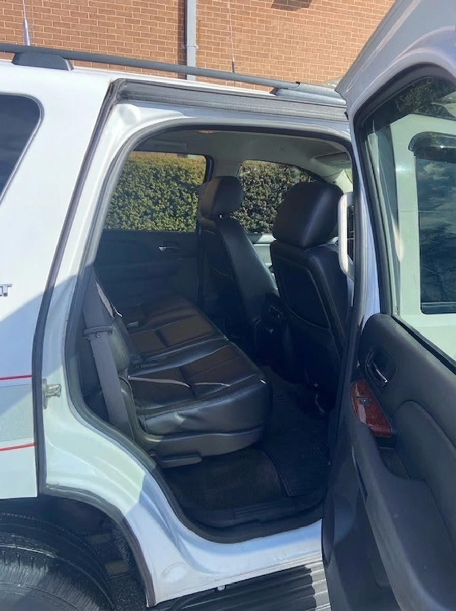 2013 Chevrolet Tahoe Command Unit - image 8