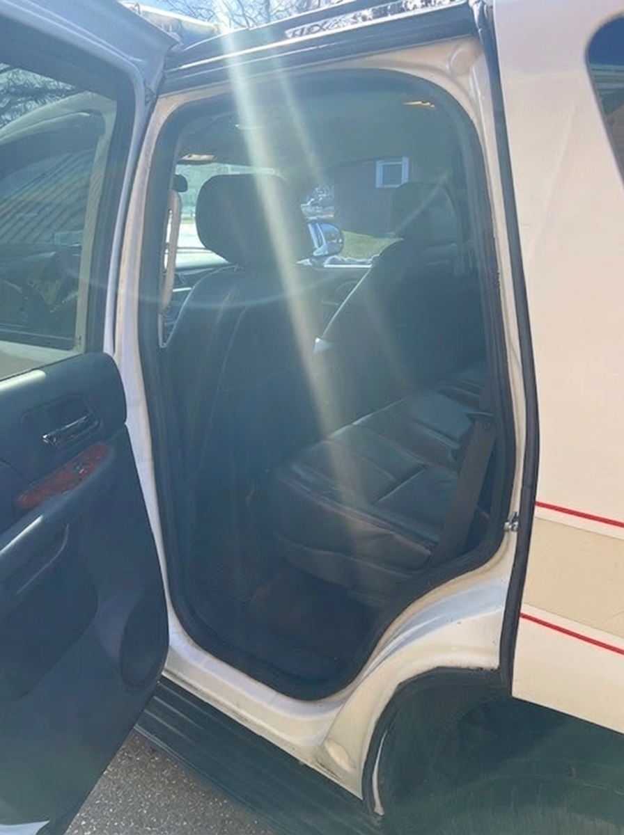 2013 Chevrolet Tahoe Command Unit - image 10