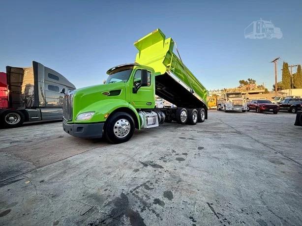 2020 Peterbilt 579 Dump Truck - image 9