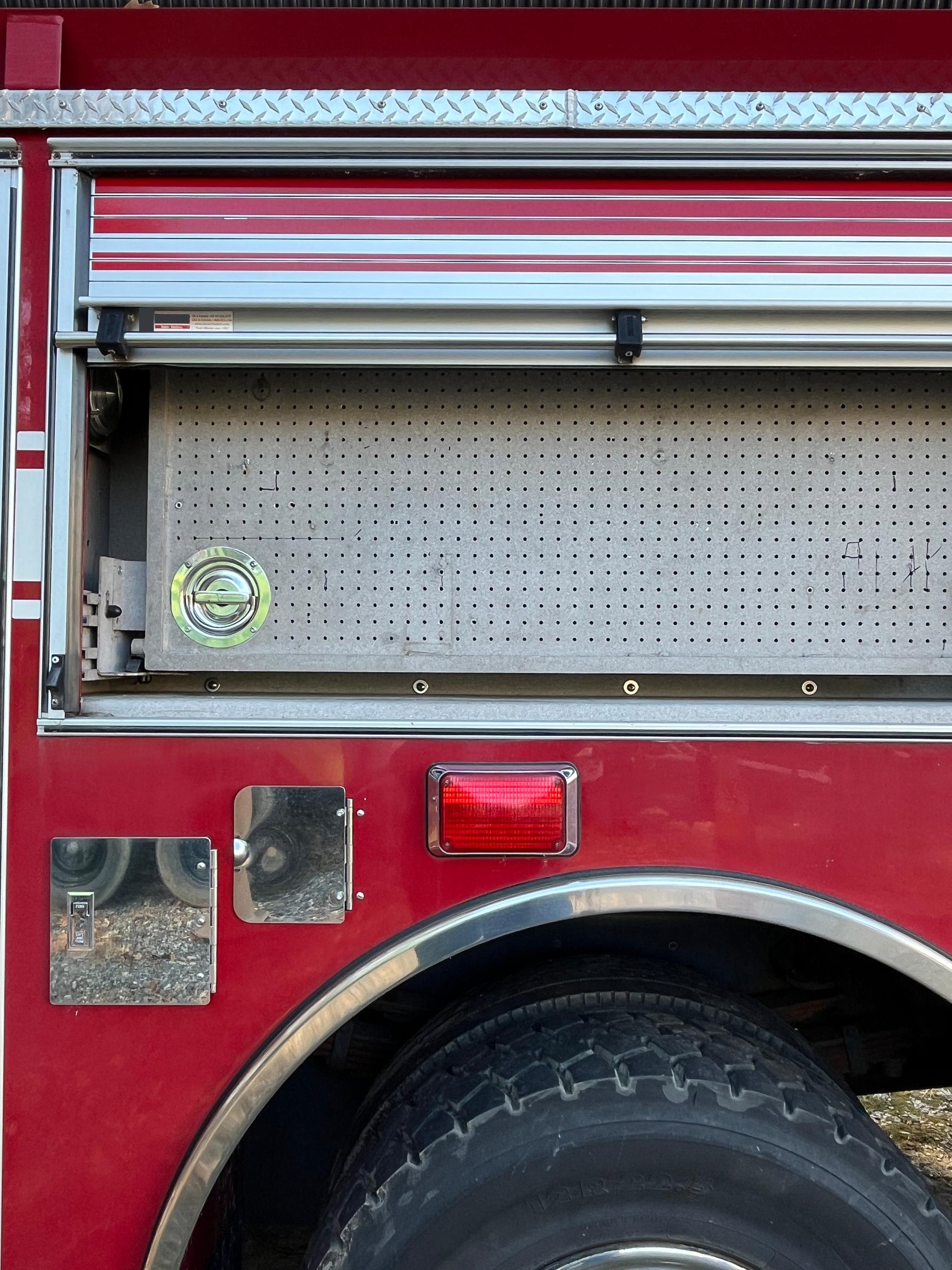 2005 Pierce Enforcer Pumper - image 4