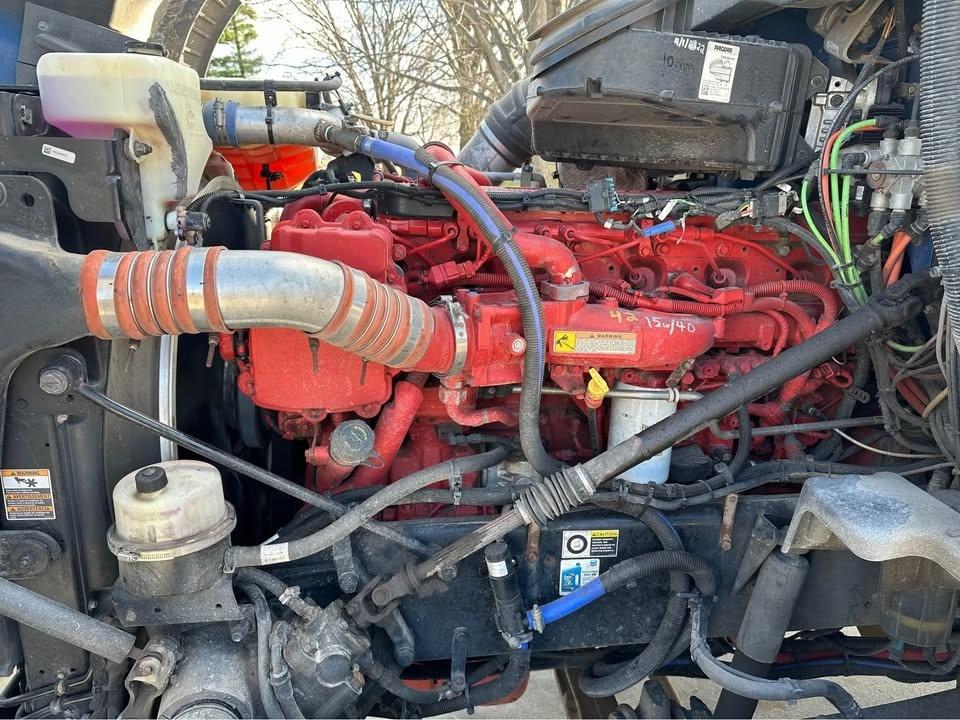 2014 Peterbilt Septic - image 7