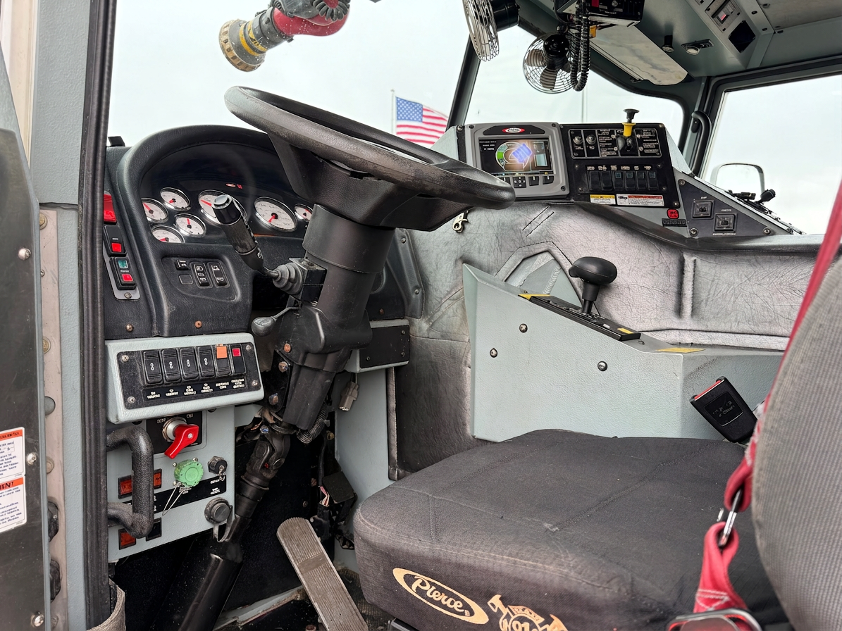 2018 Pierce ARROW XT 75' Aerial - image 30