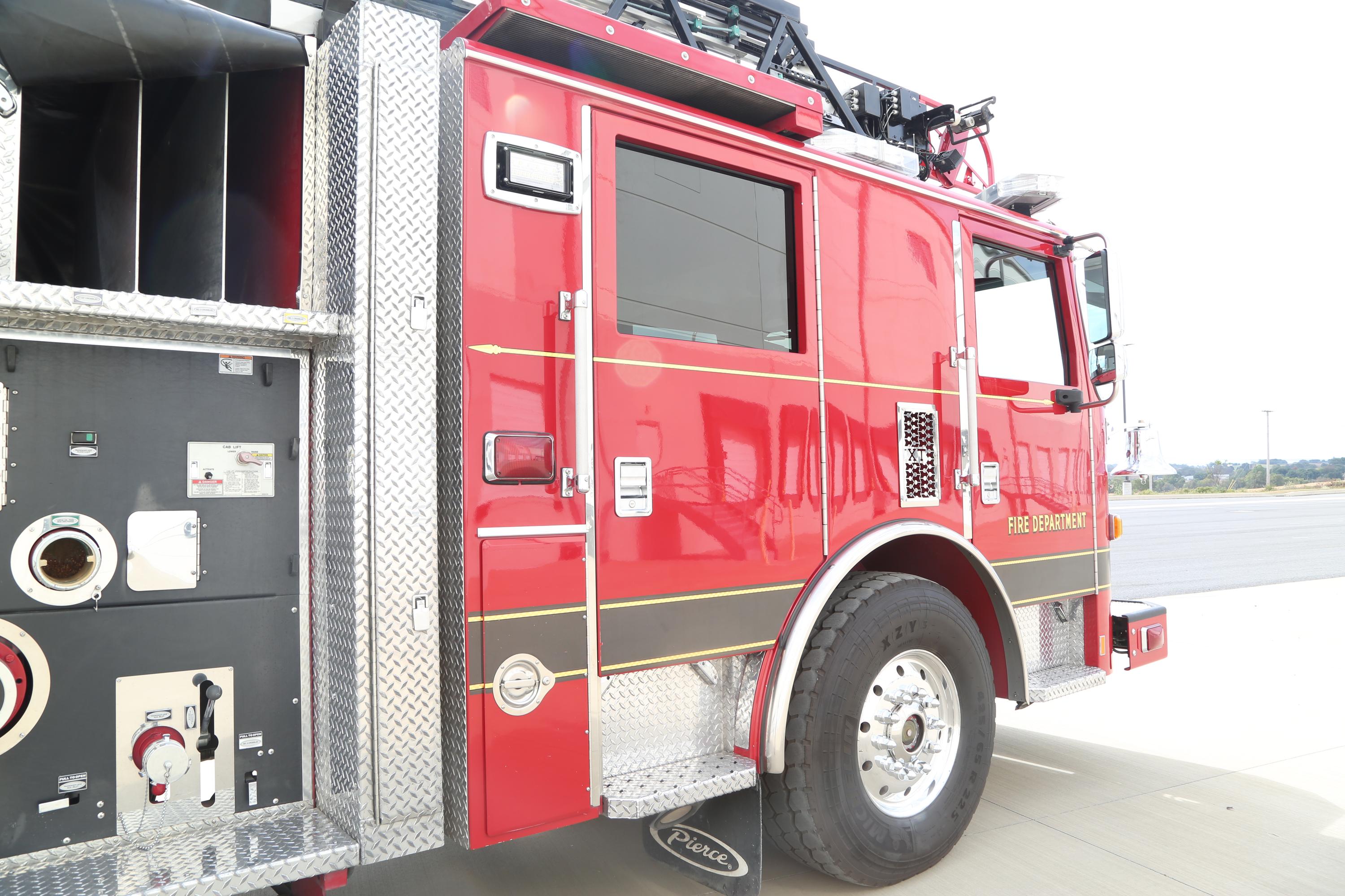 2020 Pierce Arrow XT 107' Quint - image 25