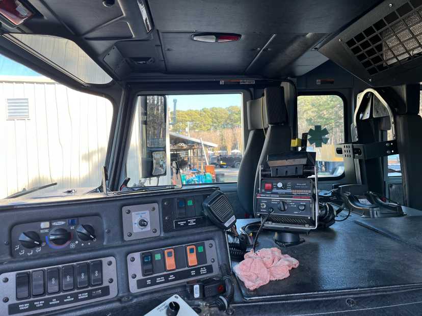 2005 Pierce Enforcer Pumper — photo 5