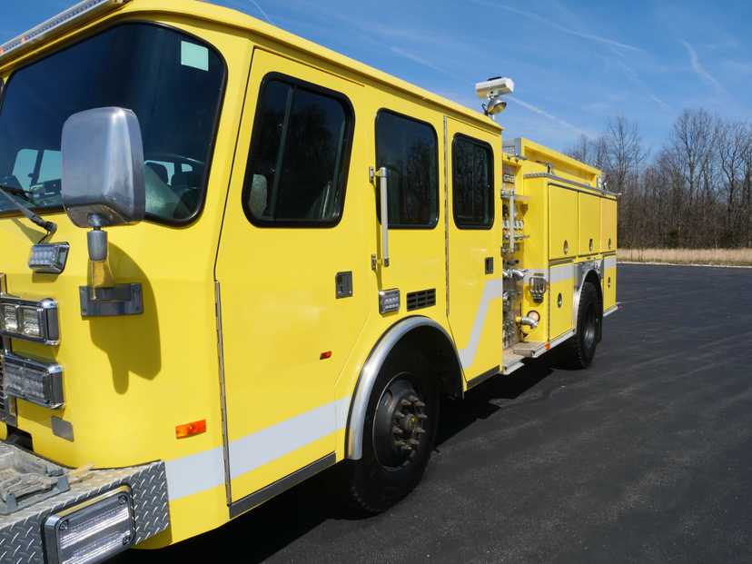 1995 E-One Cyclone Pumper — photo 4