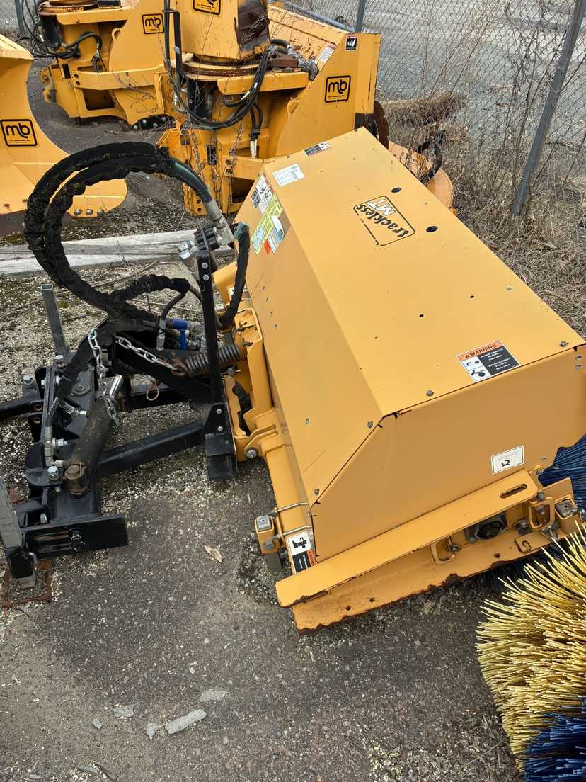 2012 Trackless MT Sweeper — photo 4