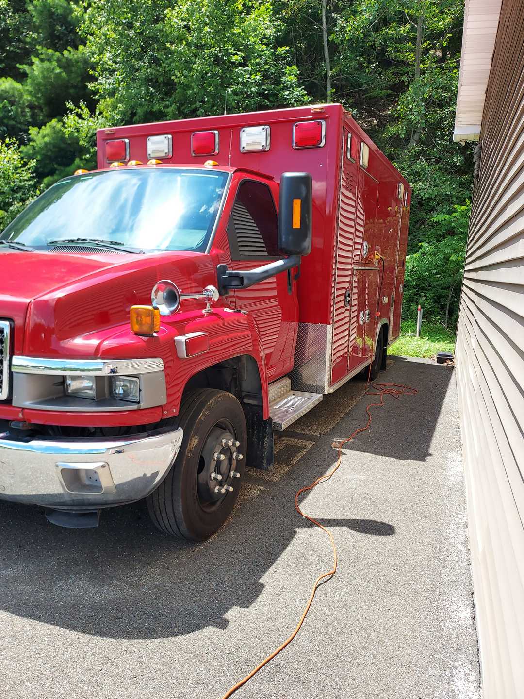 2009 Taylor Made GMC Ambulance