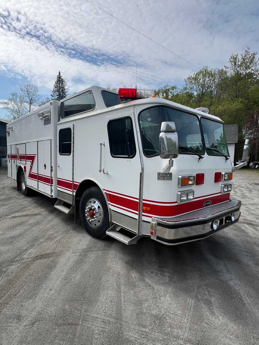 1991 E-One Federal Cyclone Heavy Rescue — photo 2