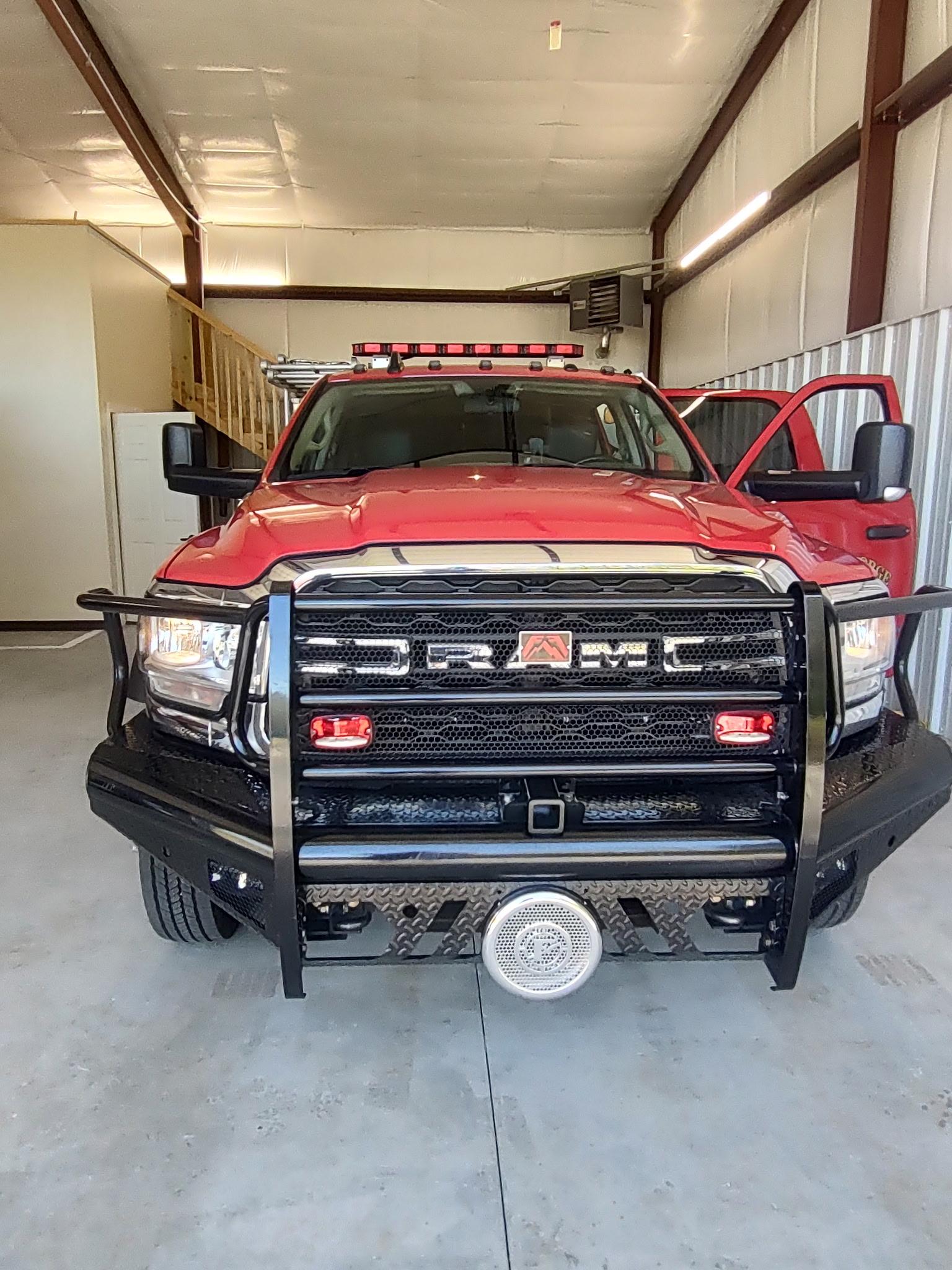 2019 HME Dodge 4x4 Mini Pumper - image 2