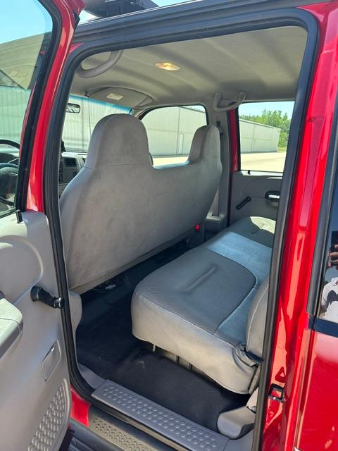 2001 Ford F350 XL Super Duty 4x4 Brush Truck - image 12