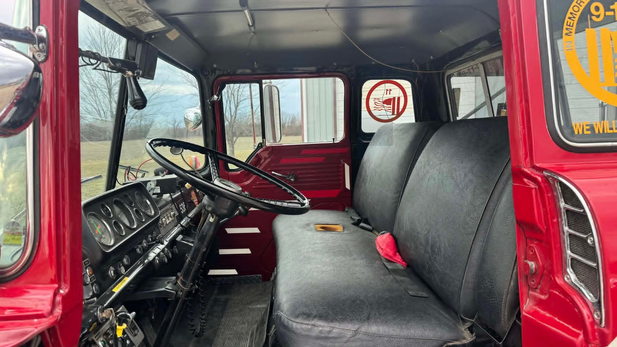 1984 E-One Ford Pumper Tanker - image 19