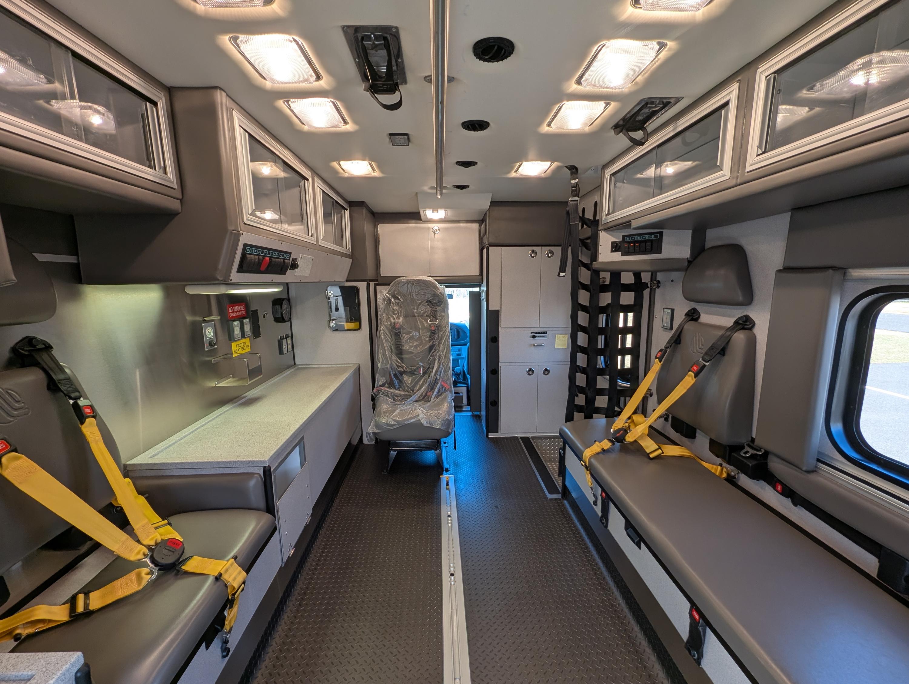 2008 Road Rescue Ford Type III Ambulance - image 30