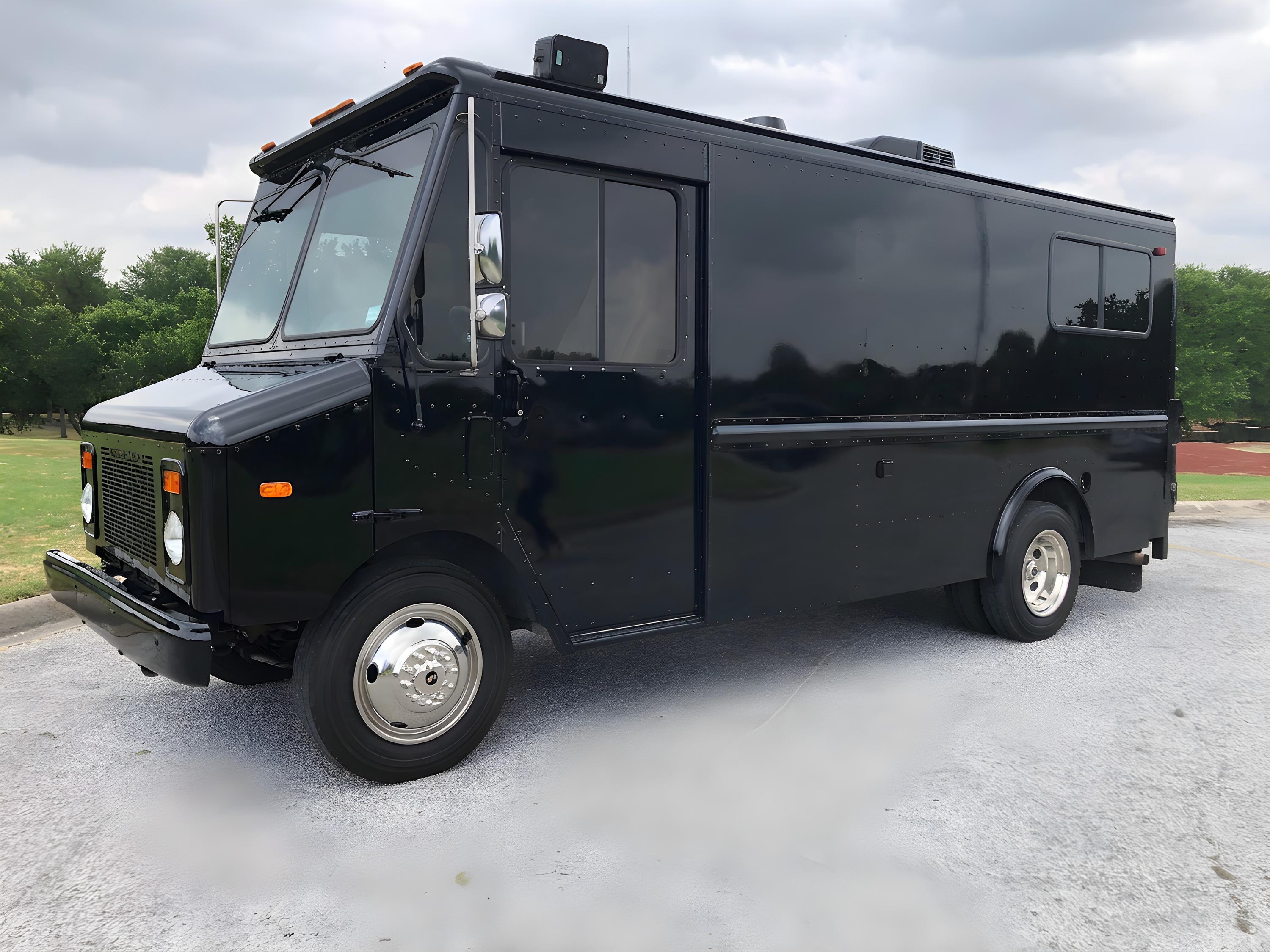 2001 Mobile Music Vehicle - image 1