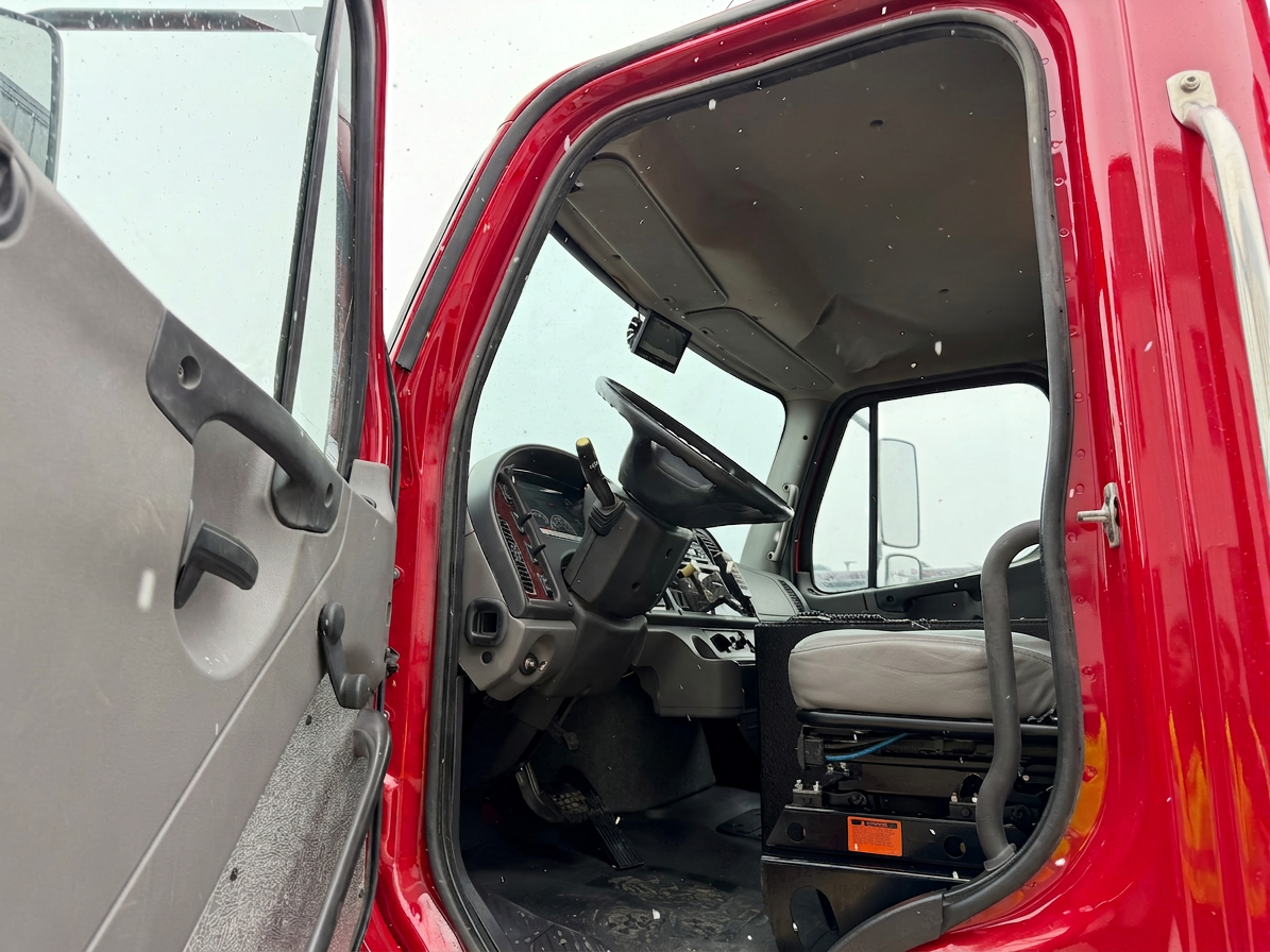 2014 Danko Freightliner Pumper Tanker - image 12
