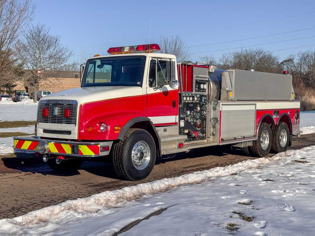 2002 Pierce Freightliner Tanker